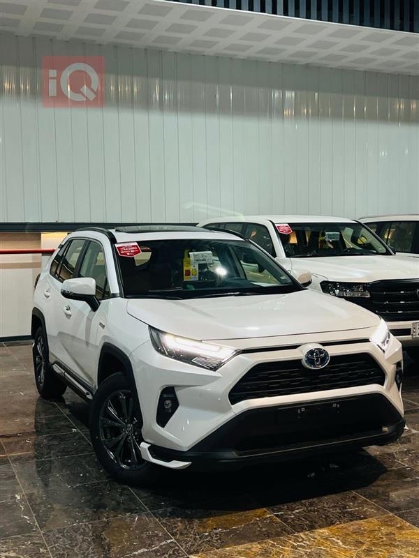 Toyota for sale in Iraq